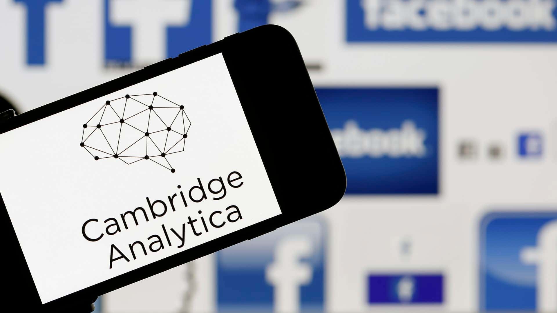 Великобритания: люди из России осуществляли доступ к данным Cambridge Analytica