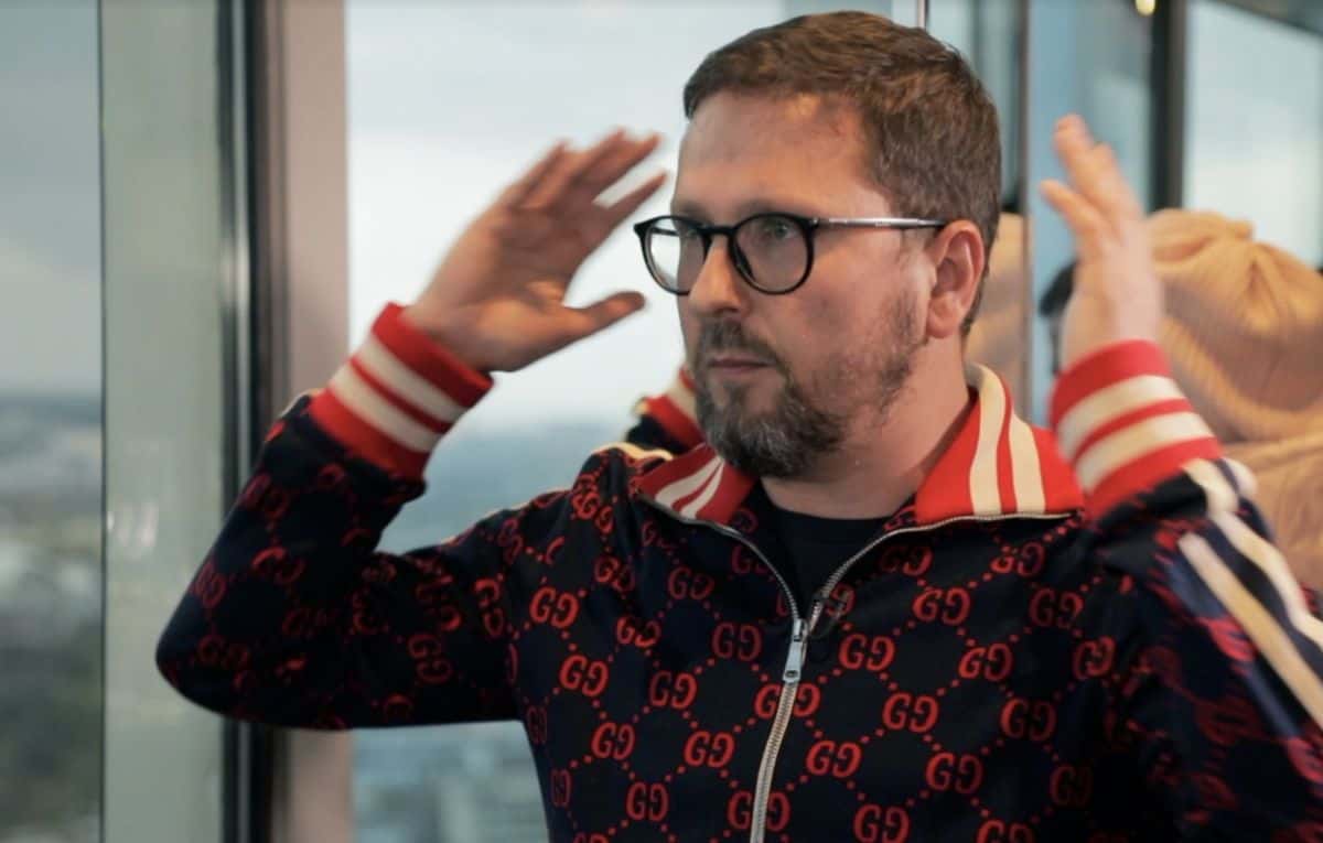 Агент Кремля или дерзкий оппозиционер: за что СБУ обвинила блогера Шария в госизмене