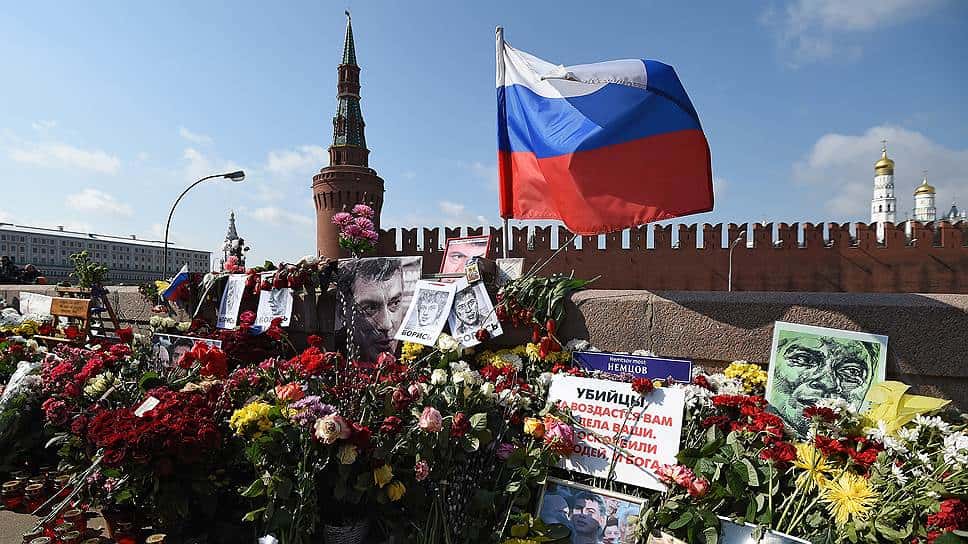 Красную площадь закрыли на сутки в день акции памяти Немцова