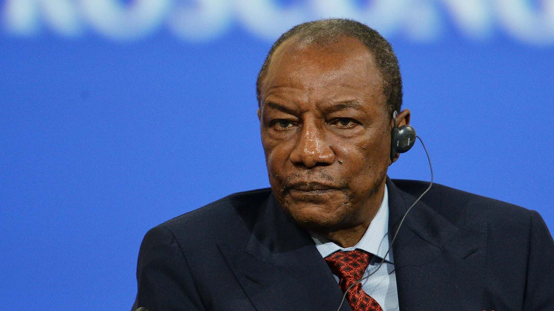 Guinee News: Повстанцы задержали президента Гвинеи Альфу Конде