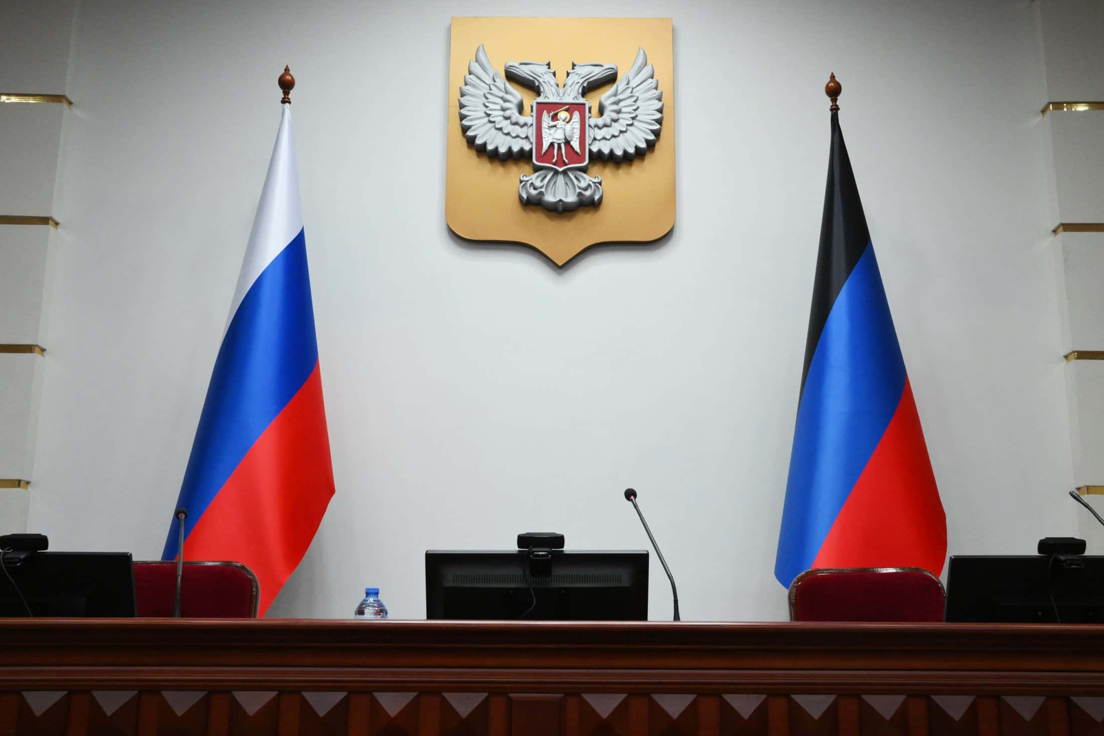 «Лидер России», «креативный управленец» и летчик. Каких «министров» Россия отправила управлять Донбассом