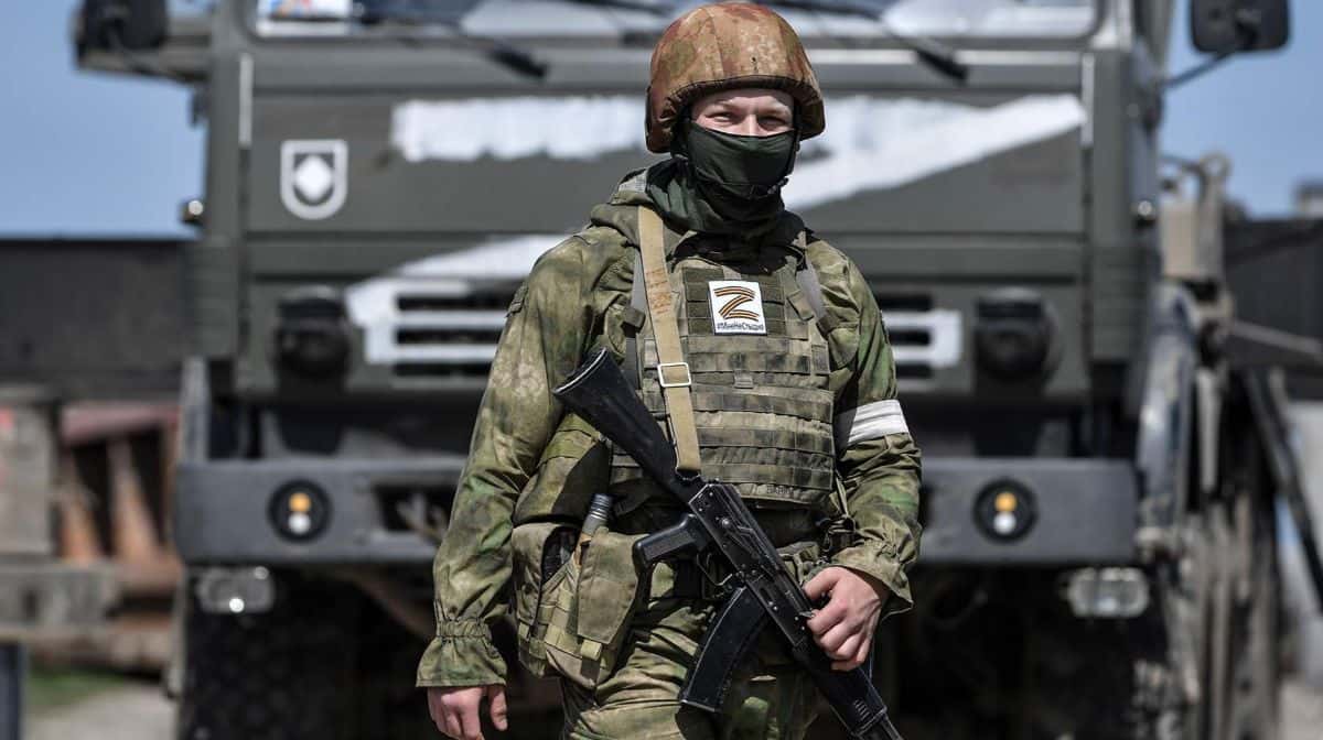 Власти Узбекистана предупредили мигрантов об опасности оказаться на войне России с Украиной 