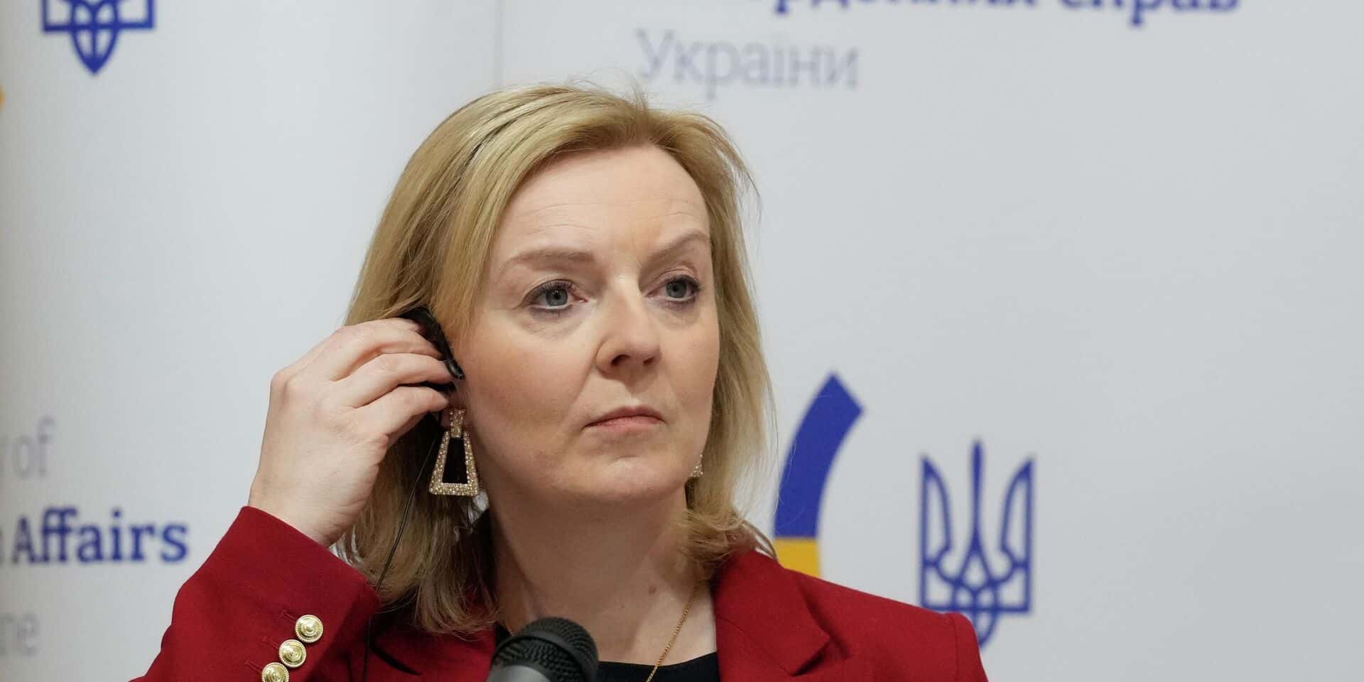 Зеленский первым из президентов провел переговоры с новым премьер-министром Британии Лизз Трасс