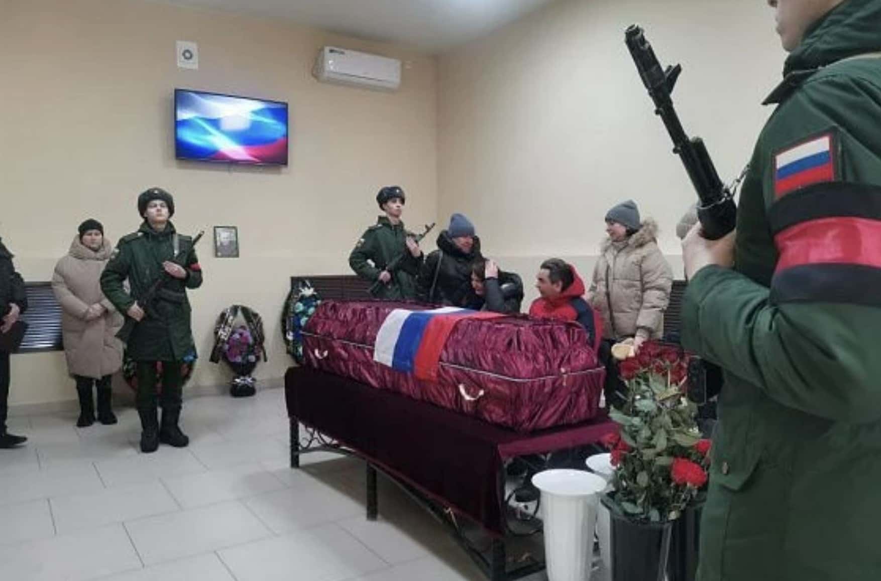 “He was honest, always there for those in need of help.” Wagner PMC fighter who beat his mother to death buried with honors in Urals