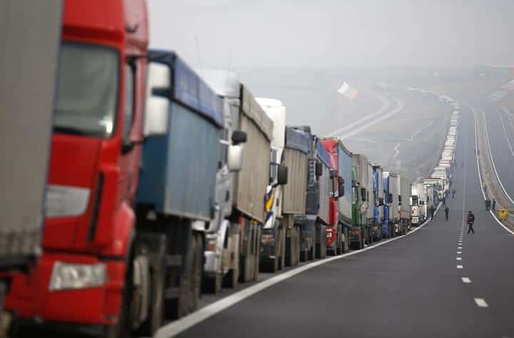 Польша запретила российским и белорусским грузовикам пересечение польской границы с 1 июня