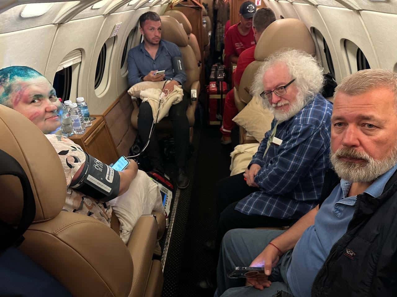 Самолет, на котором избитых в Чечне Милашину и Немова перевезли в Москву, предоставила частная компания — Венедиктов 