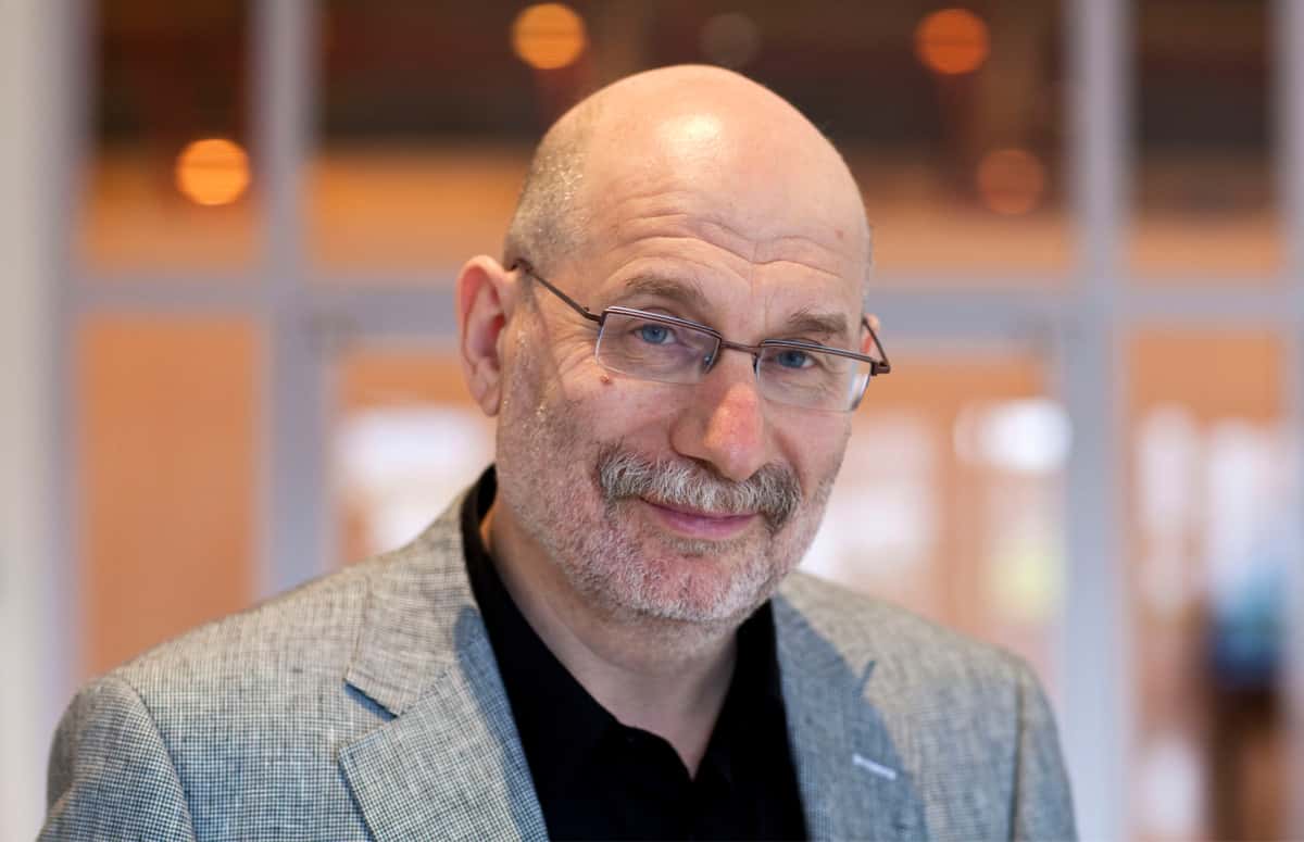 Депутат от «Единой России» написала донос на писателя Бориса Акунина. Ее удивило, что он до сих пор не «иноагент»