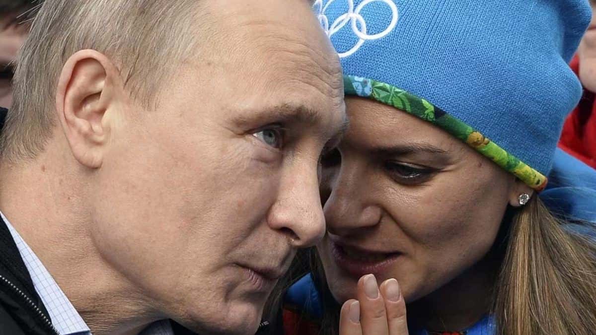 «Я — женщина мира». Доверенное лицо Путина Елена Исинбаева, вступившая в Putin Team, заявила, что продолжит работу в МОК