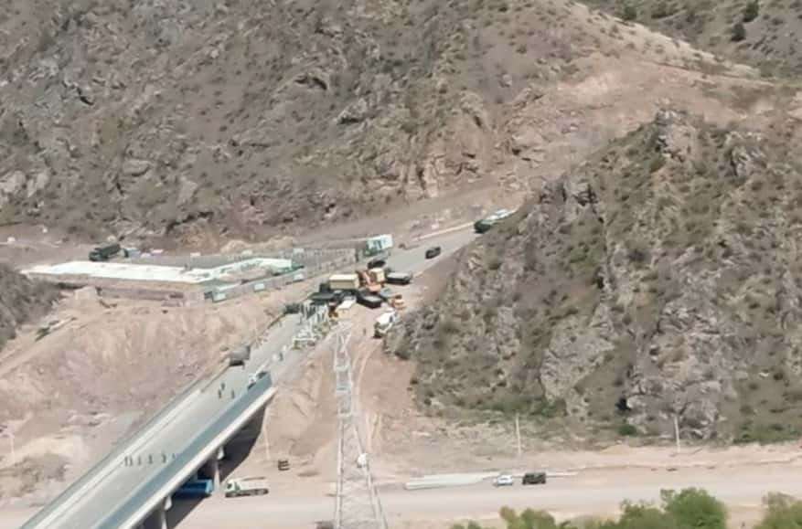 Азербайджанские пограничники похитили жителя Нагорного Карабаха, которого перевозили в машине Красного Креста — омбудсмен