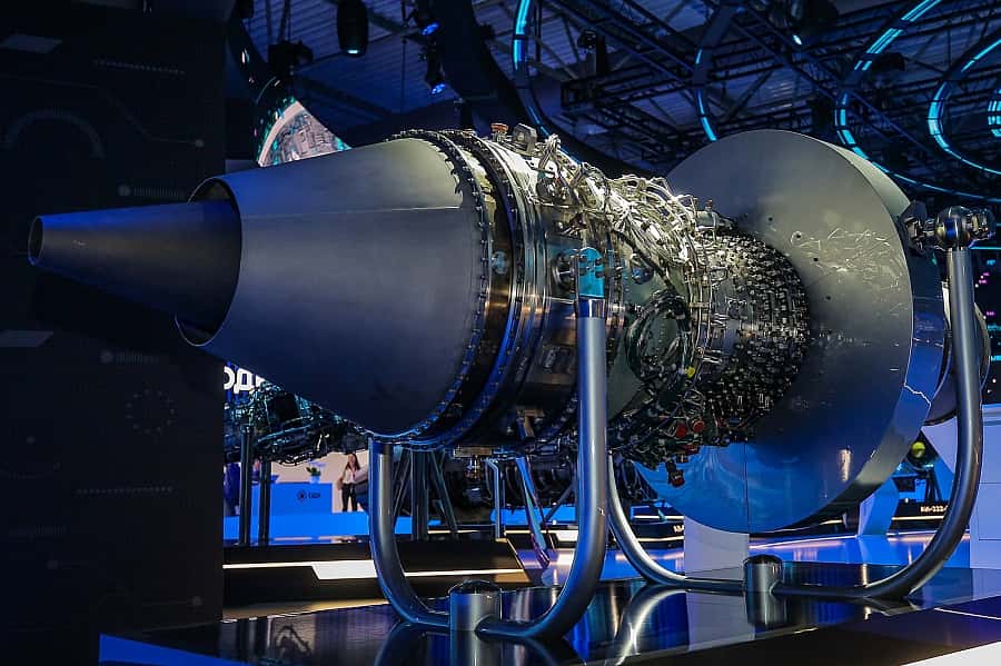 «Отечественные» SJ-100 могут передать в 2024 году ради церемонии, но они по-прежнему не будут летать и перевозить пассажиров — авиаэксперт