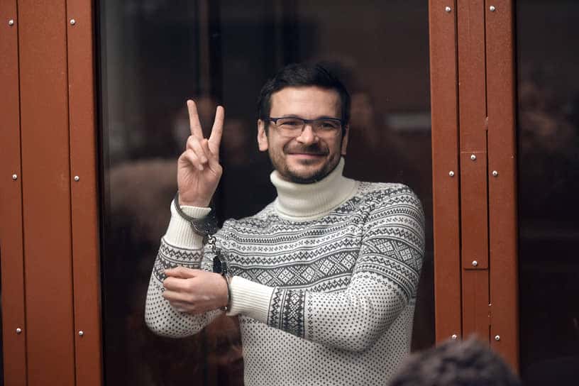 Илья Яшин впервые получил пять суток ШИЗО за отказ строить лагерный барак