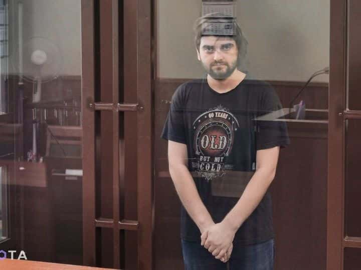 Медбрата из Санкт-Петербурга осудили на 8 лет колонии за госизмену и попытку поджога военкомата 