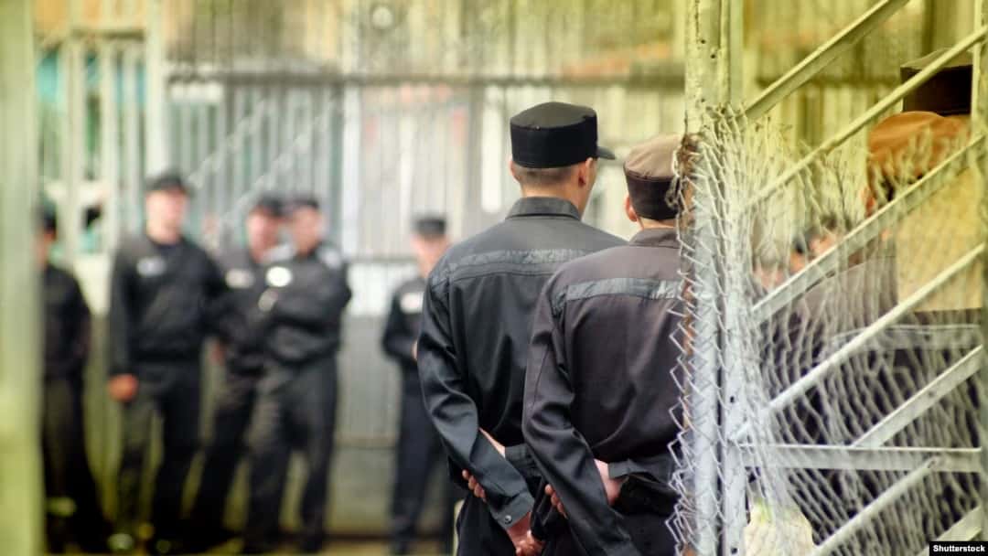 К вербовке подозреваемых и обвиняемых на войну подключили сотрудников МВД, ФСБ, МЧС, ФТС и судебных приставов — «Коммерсантъ»