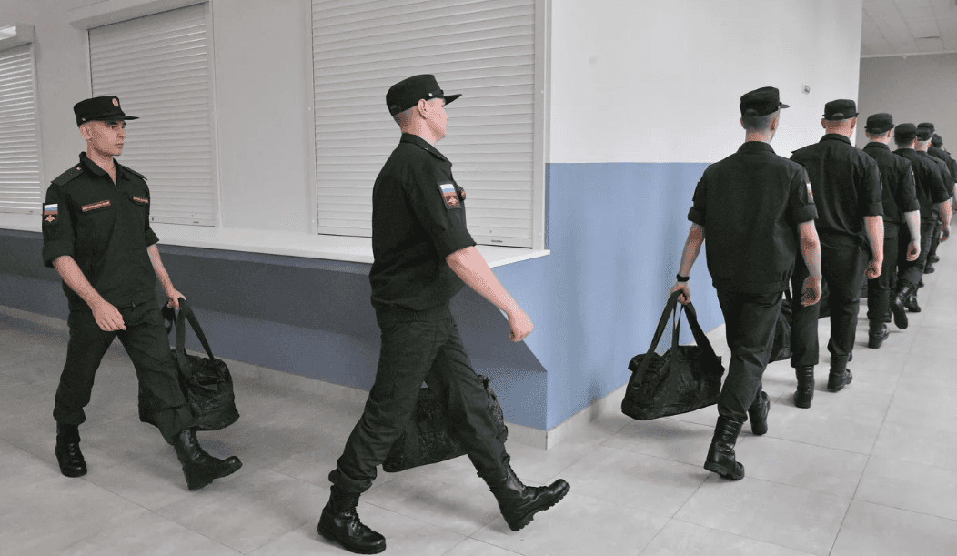 Заявление, что призывники смогут обжаловать решения призывных комиссий, — просто слова, которые призваны успокоить население — эксперт 