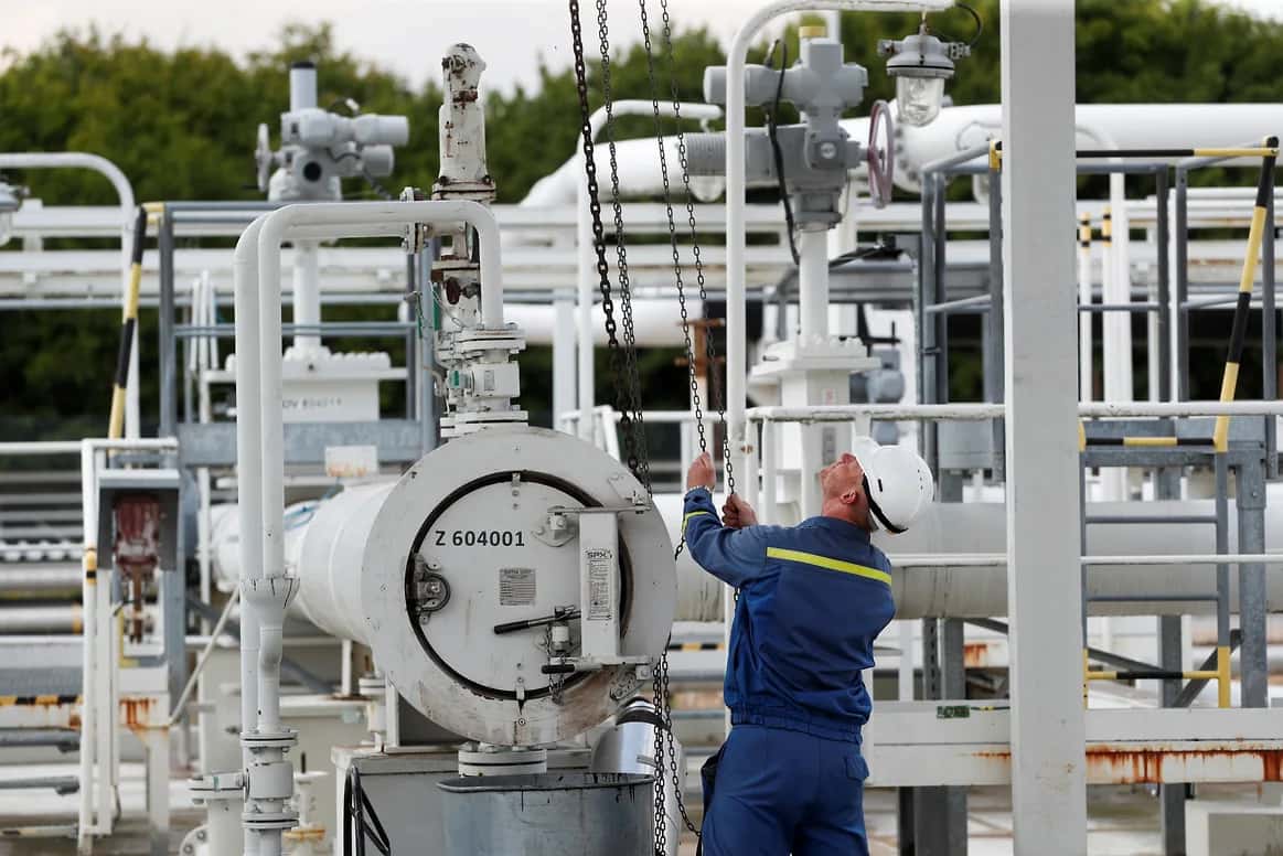 Чехия сообщила о прекращении поставок нефти по трубопроводу «Дружба». Она сама планировала отказаться от них к июлю 2025 года