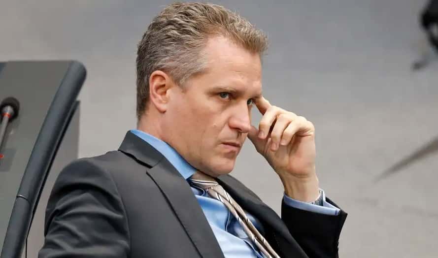 Европарламент снял неприкосновенность с члена АдГ Петра Быстроня, получавшего деньги Медведчука и опубликовавшего мем с зигой