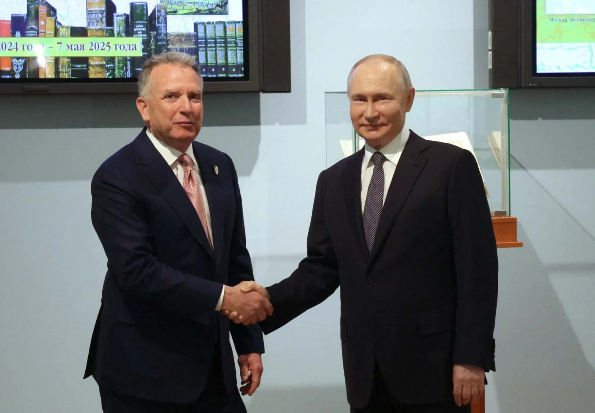 Мирный план США предполагает сохранение Россией контроля над украинскими территориями и снятие санкций — Bloomberg