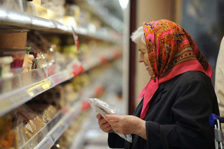 Холодильник против телевизора. Вопреки заявлениям об обуздании инфляции, цены на многие базовые продукты удвоились, это ударит по бедным