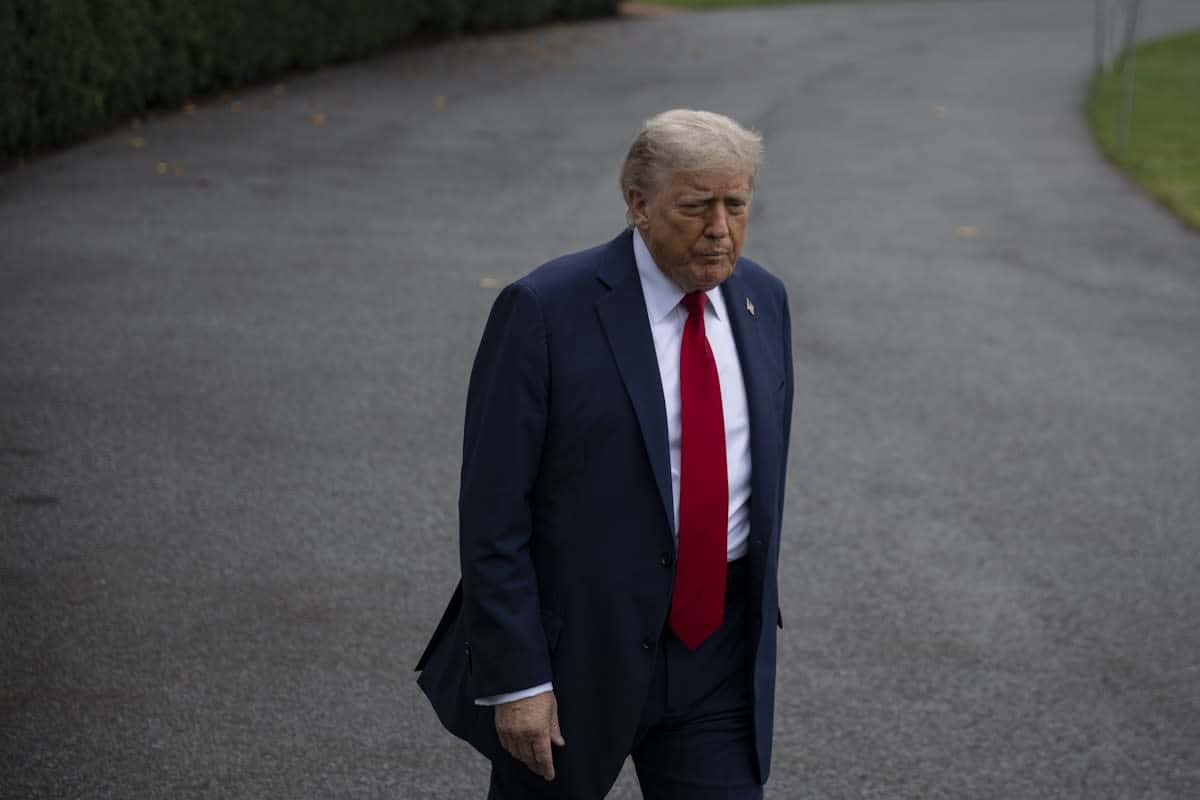 Трамп рассматривает идею присоединиться к ударам Израиля по Ирану, однако окончательного решения пока нет — СМИ