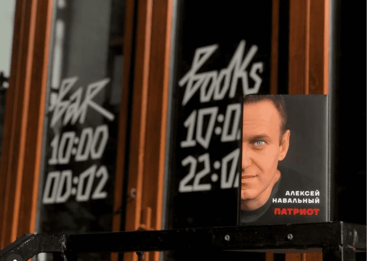 Партизаны тамиздата. Как в условиях цензуры выживает российское книгоиздание внутри страны и в эмиграции