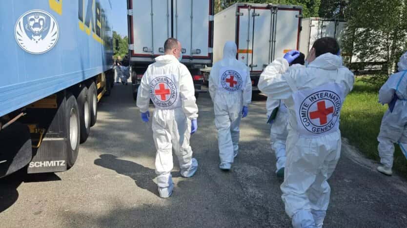 Фейк Марии Захаровой: Киев не смог объяснить, как среди переданных Москвой тел нашли российских солдат