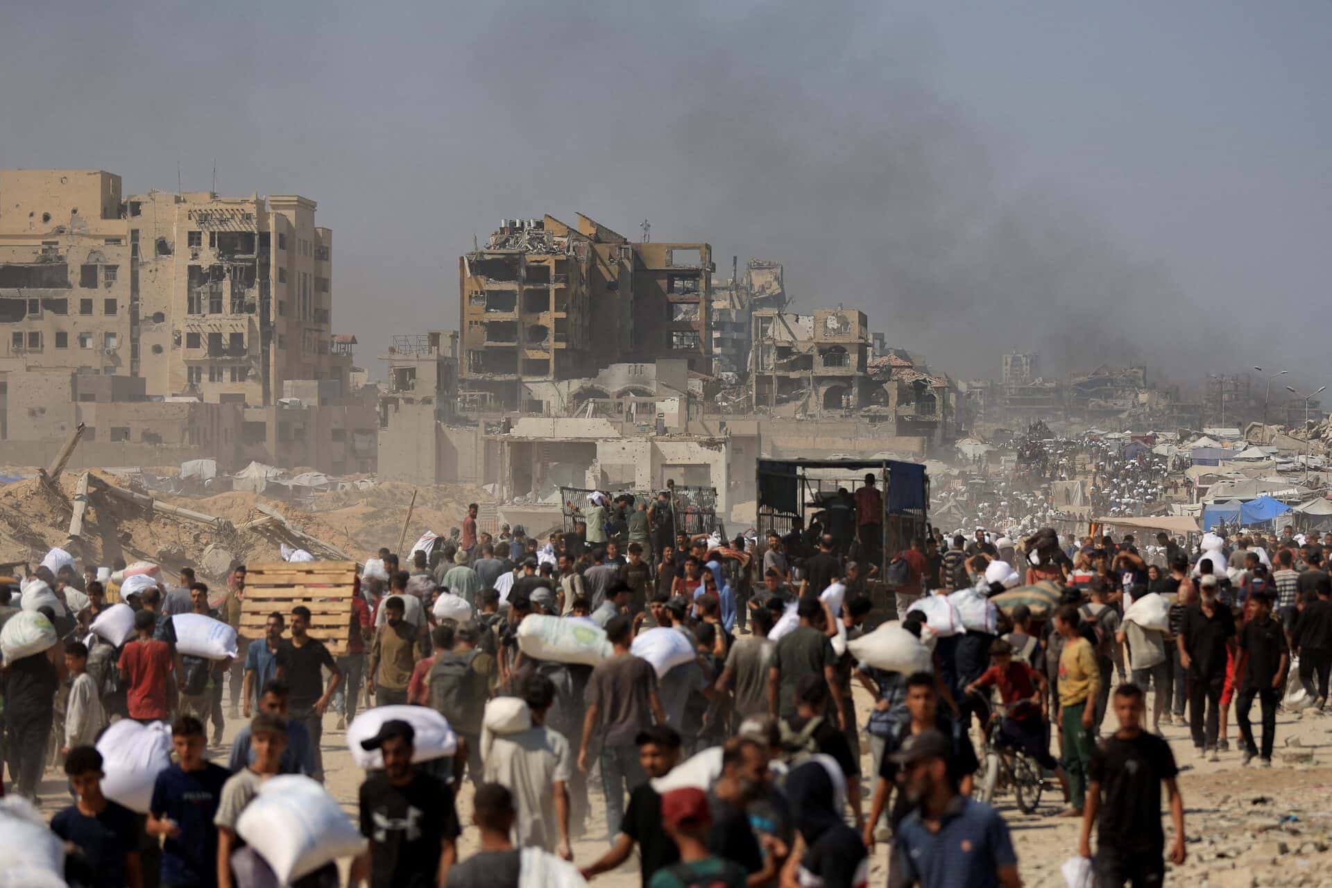 Израиль будет делать ежедневные паузы в боевых действиях, чтобы можно было доставлять гуманитарные грузы для жителей сектора Газа