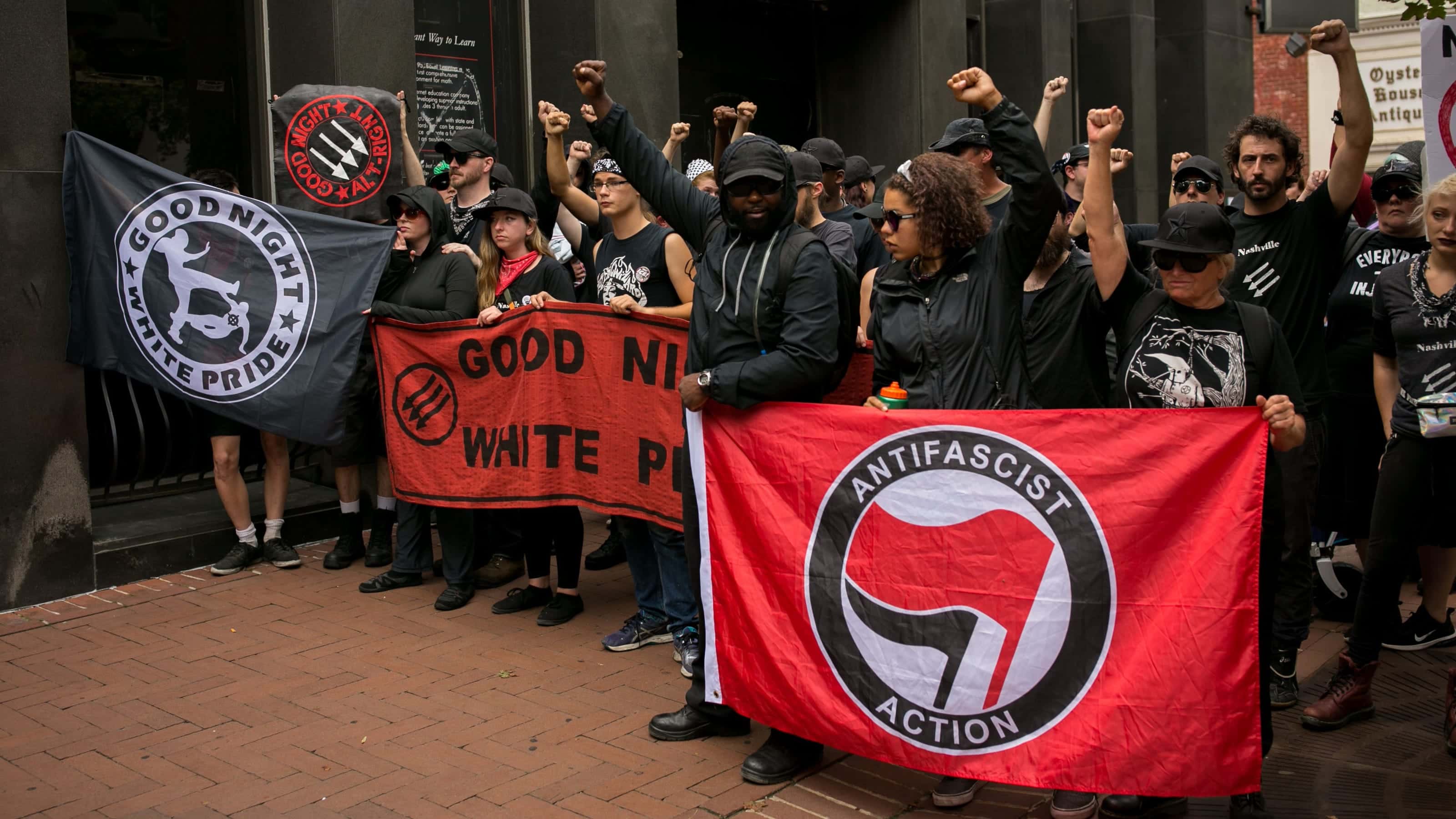 Трамп объявил о признании движения «Антифа» террористической организацией, но Госдеп пока не принял решения