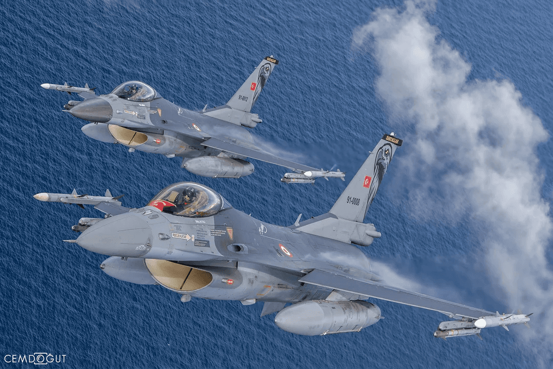 Турецкие военные сбили над Чёрным морем неопознанный беспилотник 