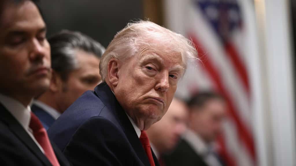 Трамп объявил чрезвычайное положение и подписал указ, вводящий пошлины против стран, поставляющих нефть Кубе