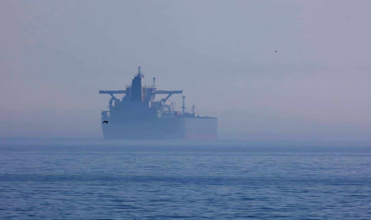 Россия планирует задействовать ВМФ для защиты судов «теневого флота» — The Barents Observer