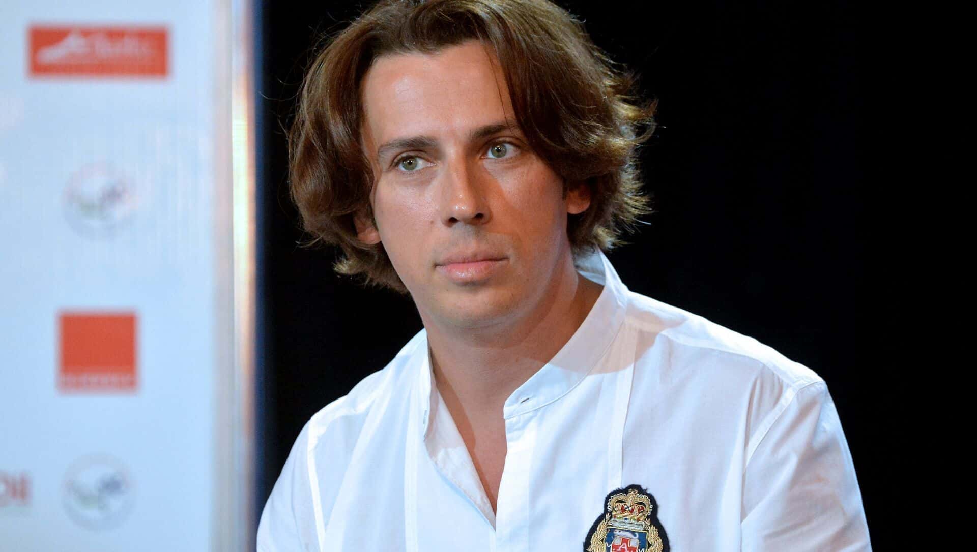 «В канун Пасхи в жилой дом прилетает крылатая ракета, погибает семья. Как это все бьется?» Максим Галкин попросил объяснить обстрел Одессы