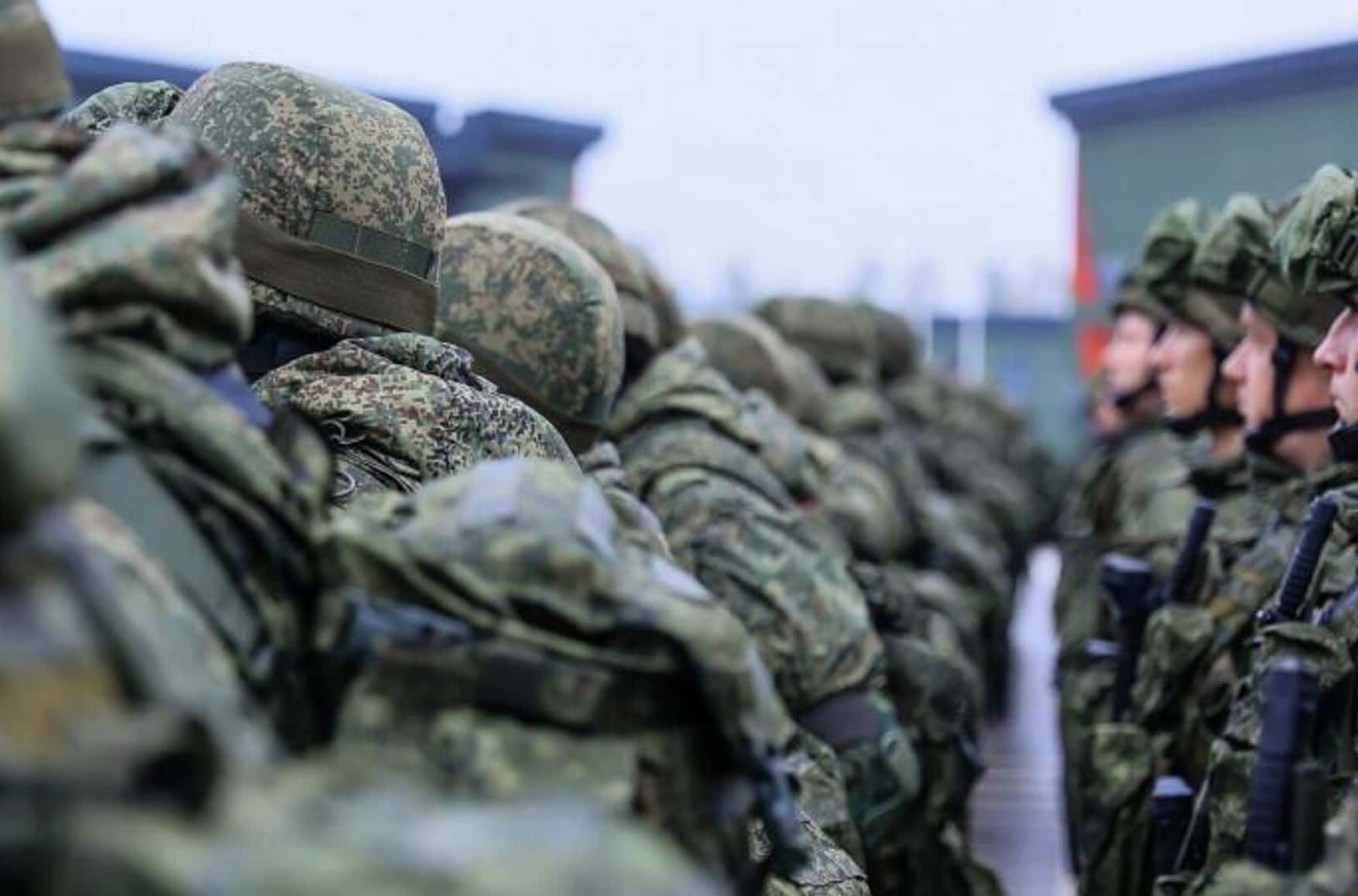 Mobilized men beat up contract soldiers in Moscow region over phone extortion, Baza reports