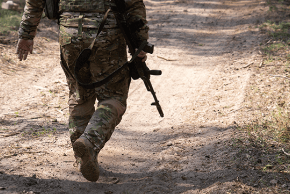 В Брянске ввели план «Сирена» из-за стрельбы в срочника на военном складе. Выяснилось, что в него стрелял сослуживец