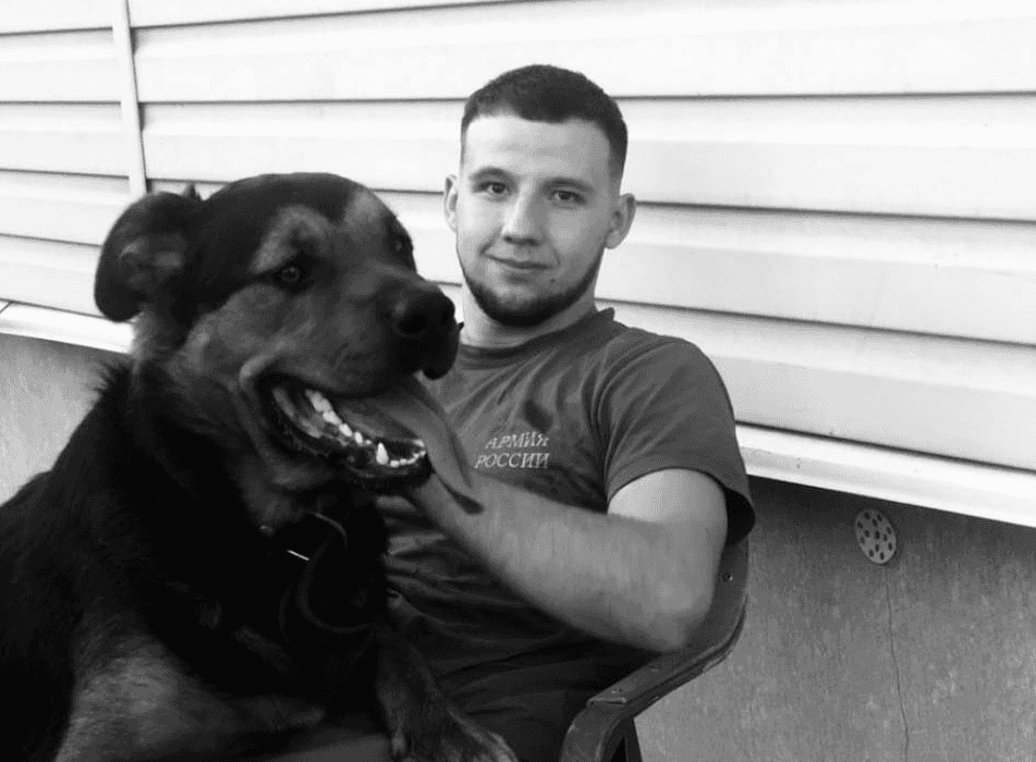 ФСБ обвинила в госизмене Илью Бабурина, пытавшегося поджечь военкомат в Новосибирске