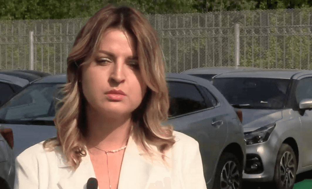 Семьям погибших в Украине российских силовиков вручили устаревшие Suzuki, ввезенные по «параллельному импорту» из Индии