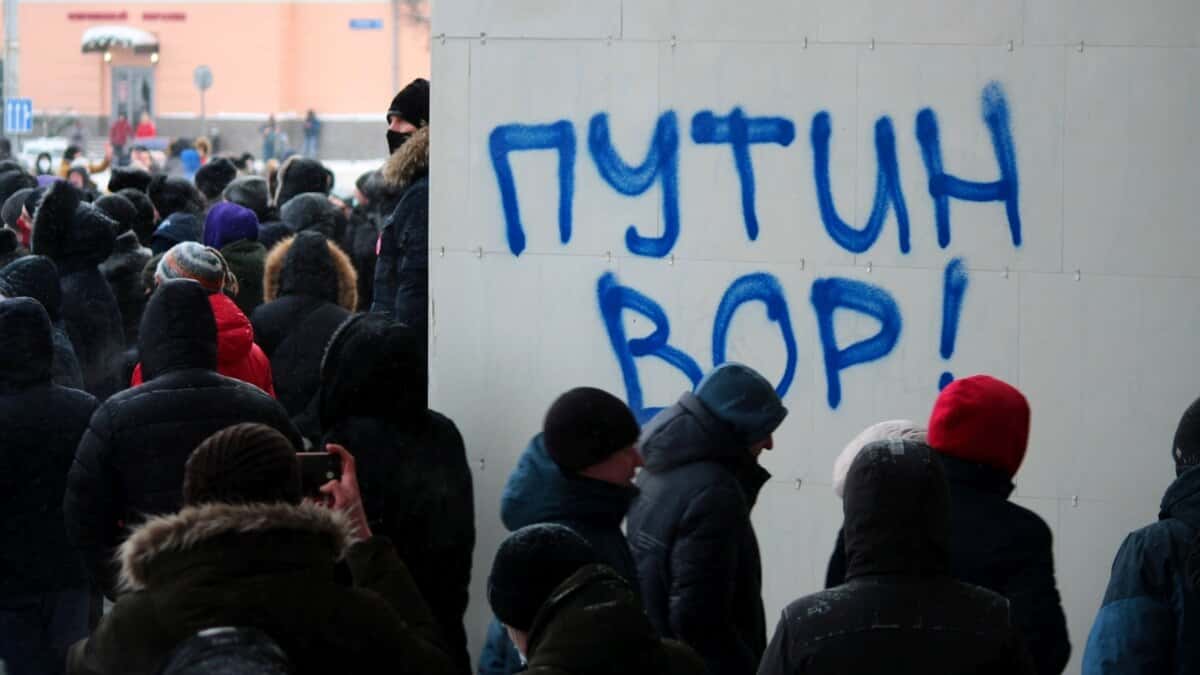 Путин национализировал крупнейшую в России молочную компанию «Данон Россия» и пивоваренную «Балтику», принадлежащую Carlsberg