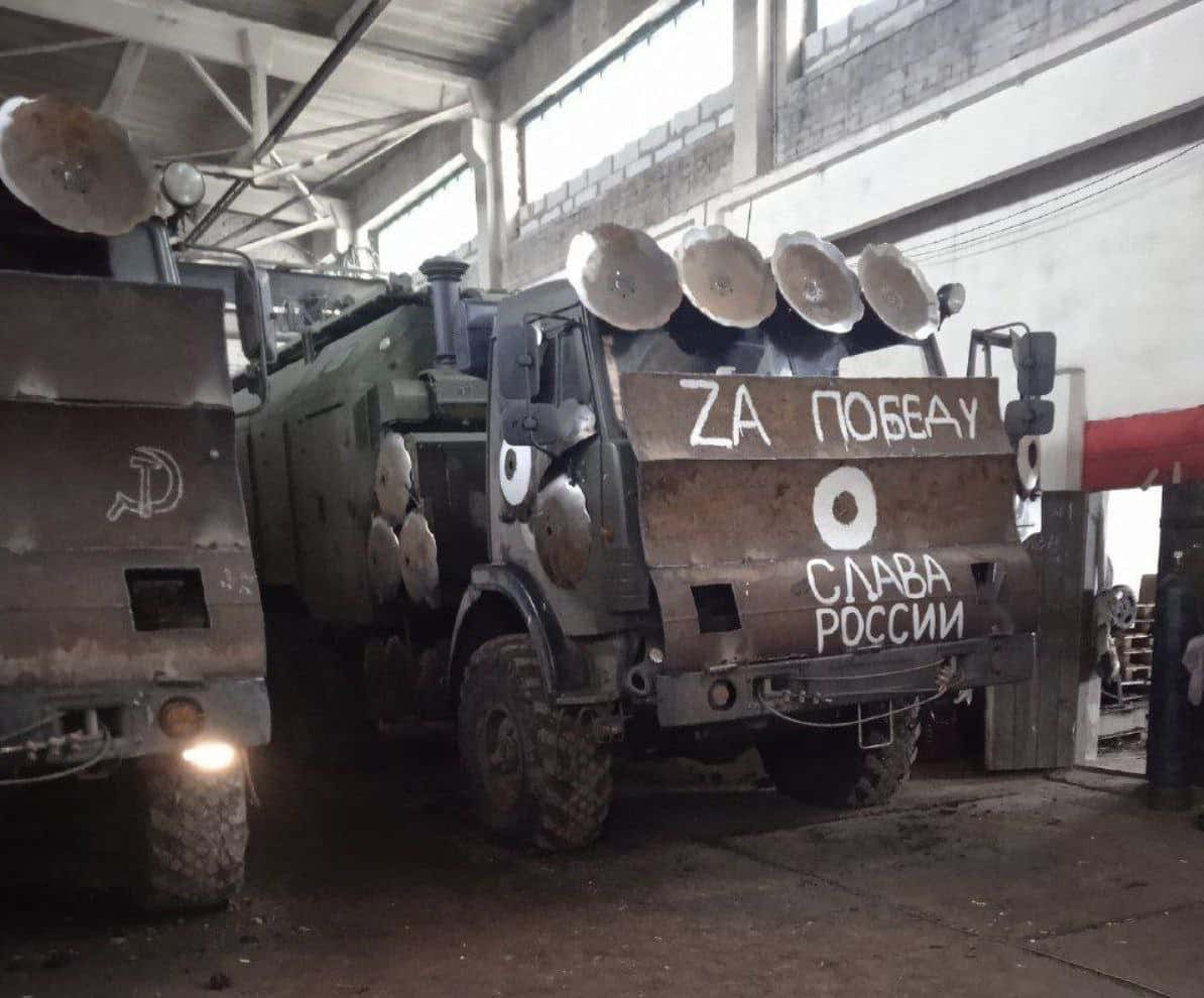 Жителя Белгородской области приговорили к 12,5 года колонии строгого режима за «госизмену». Он «собирал сведения о передвижении техники»