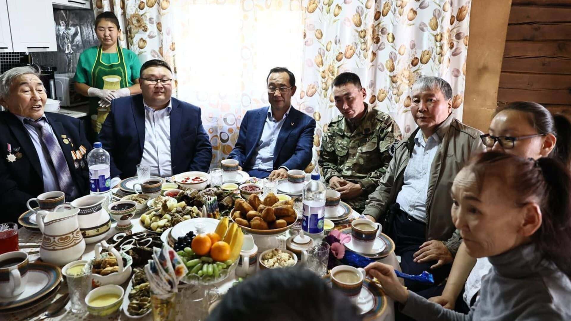 Дом наводчика «героического танка “Алеша”» подключат к отоплению по распоряжению главы республики. Также его семье дают лед для питья