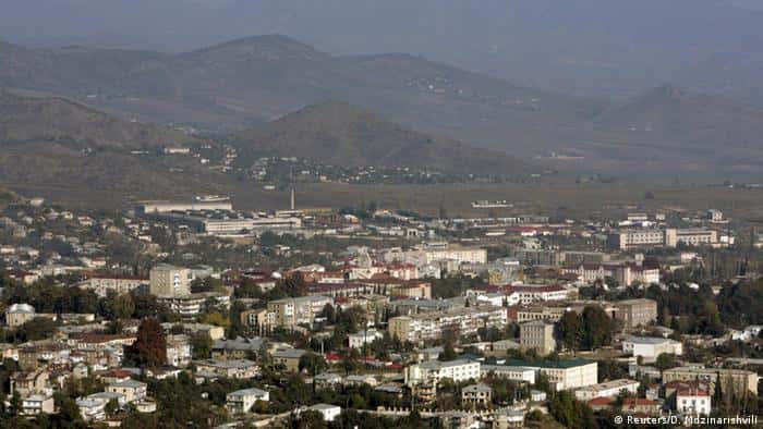 Пашинян: Армения не намерена начинать военные действия с Азербайджаном из-за ситуации в Карабахе