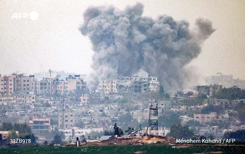 Начался самый интенсивный обстрел Газы за время войны, сообщают СМИ. Главное