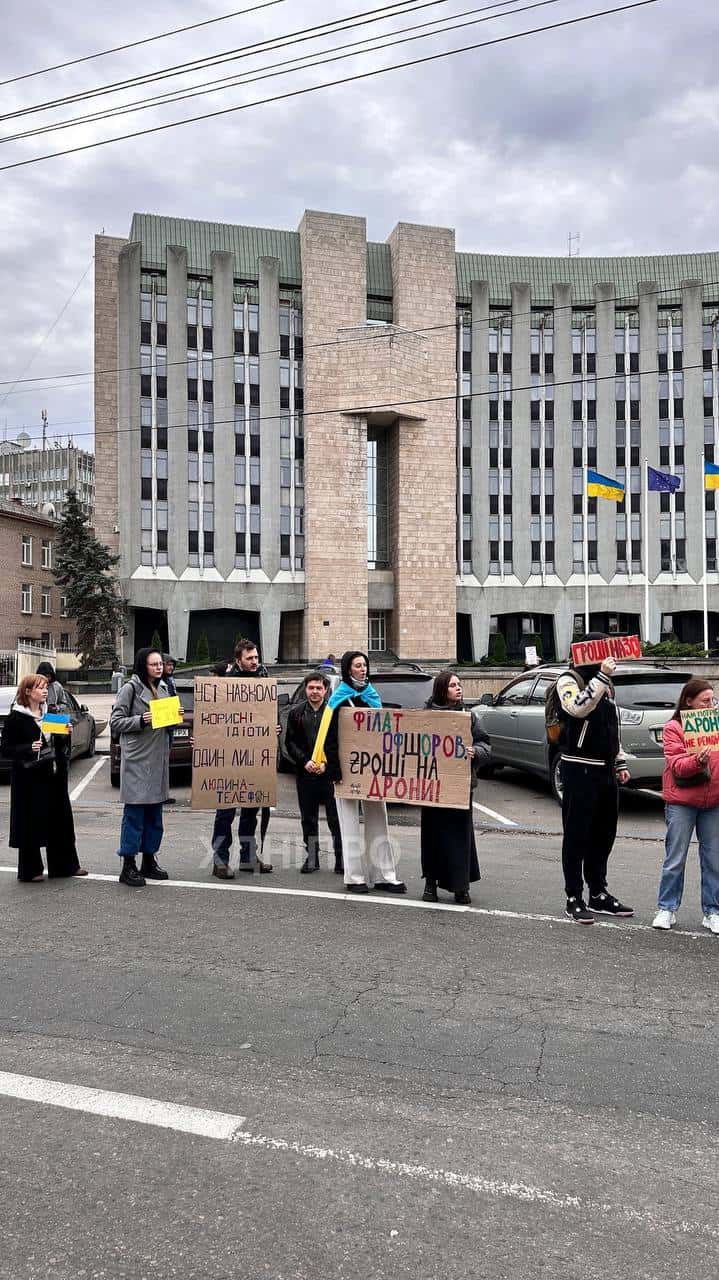 Мэр Днепра назвал у*бками жителей, которые требуют передать деньги местных бюджетов на ВСУ
