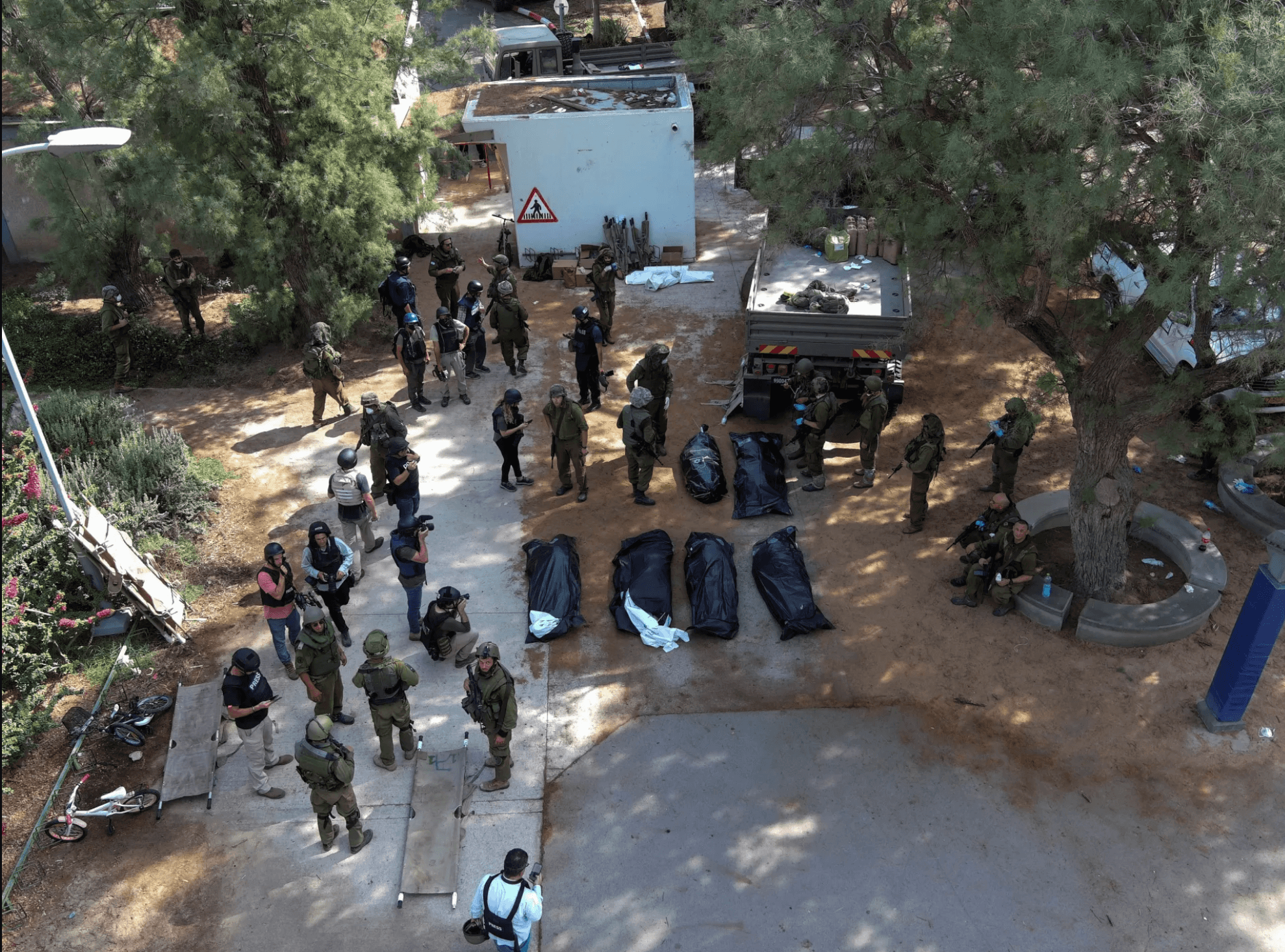 Солдаты ЦАХАЛ при отражении атаки ХАМАС не имели плана и полагались на соцсети — NYT