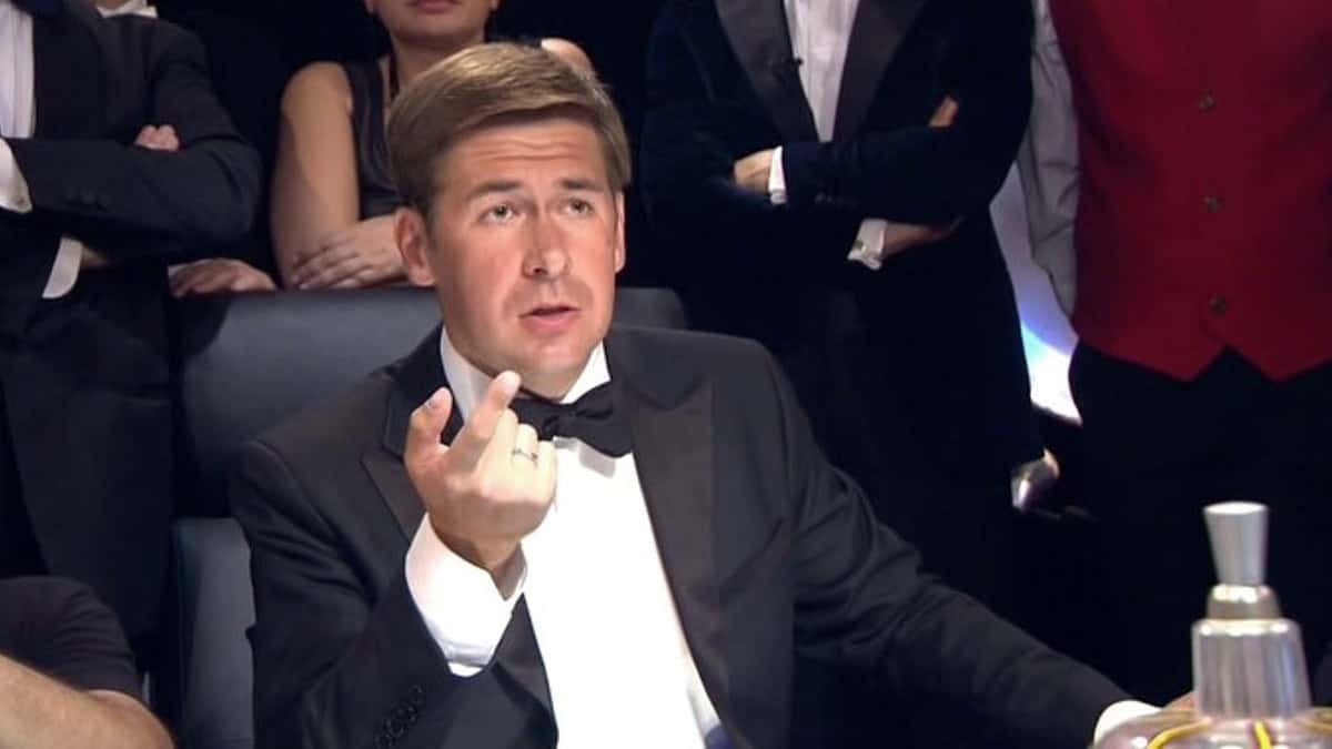 Адвоката Илью Новикова заочно приговорили к восьми с половиной годам колонии за «фейки» об армии