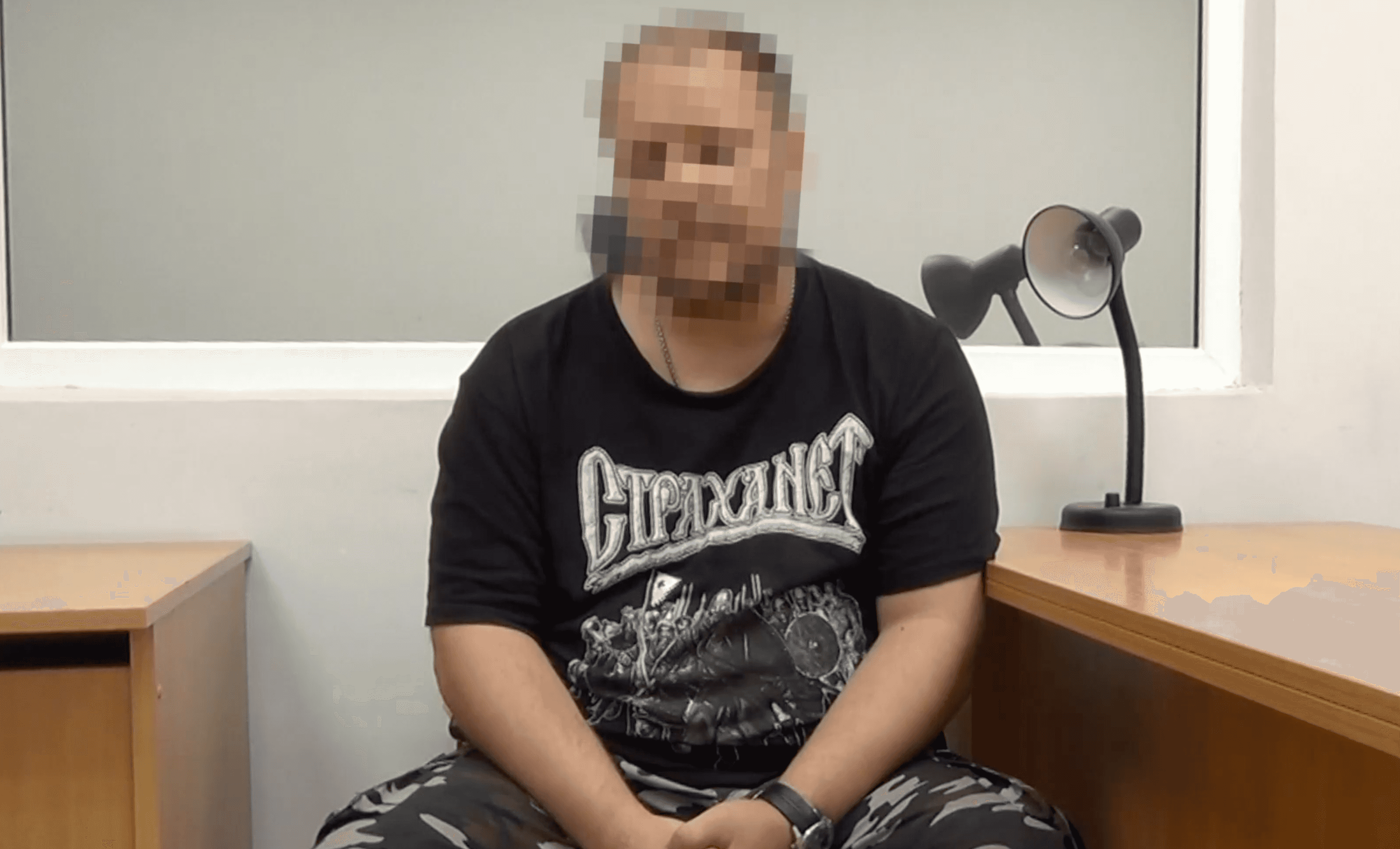 Новгородца арестовали за «госизмену». Он сфотографировал полицейский участок и якобы передал «куратору из ГУР» открытые данные с карт 2GIS