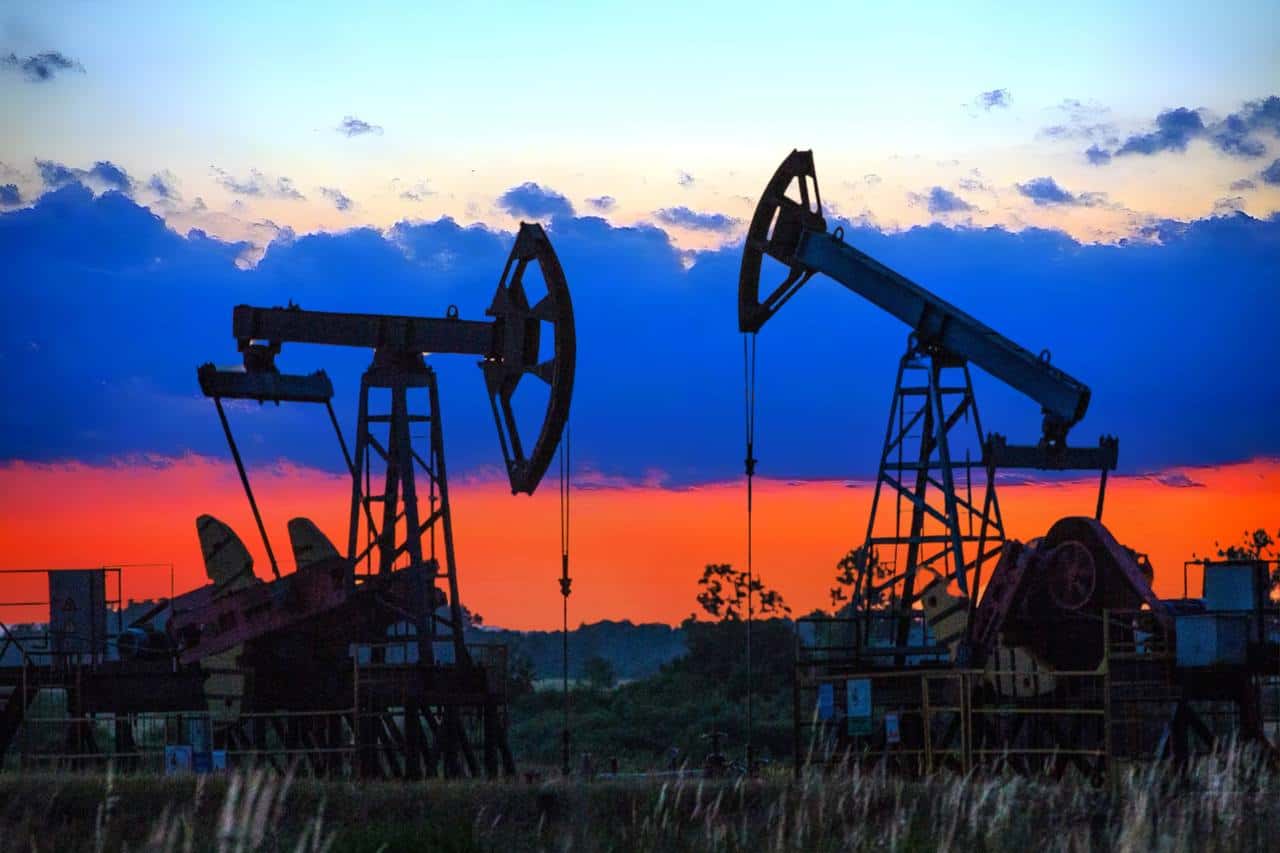 Нефть войне! Как Россия обходит нефтяные санкции и что может этому помешать