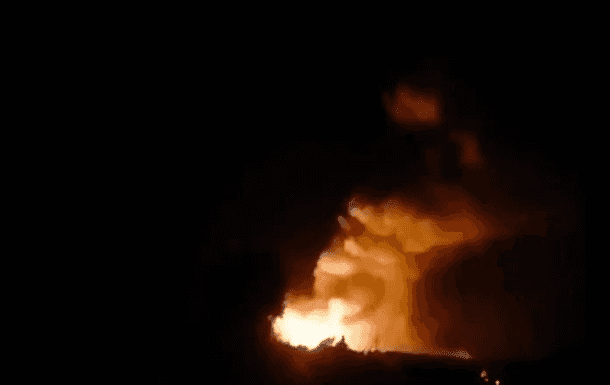 В Воронежской области загорелся склад боеприпасов в результате атаки БПЛА 