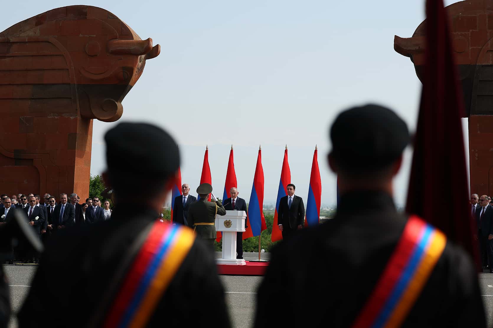 Боты сети «Матрёшка» начали кампанию против Пашиняна. Его обвинили в замалчивании геноцида армян и приписали прием сильных транквилизаторов