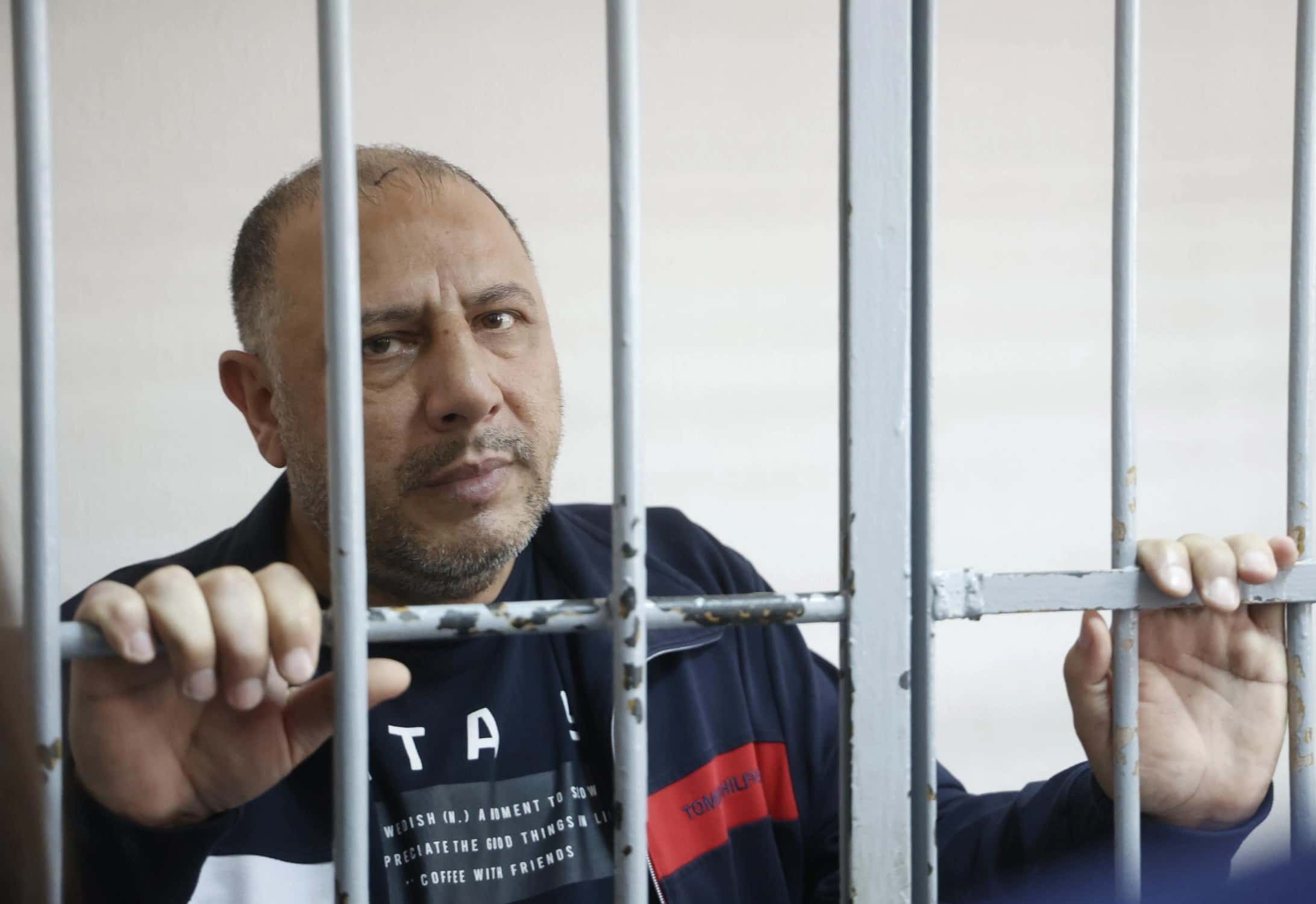 Задержанные в Екатеринбурге азербайджанцы были причастны к делу о массовом отравлении алкоголем в 2021 году — РИА «Новости»