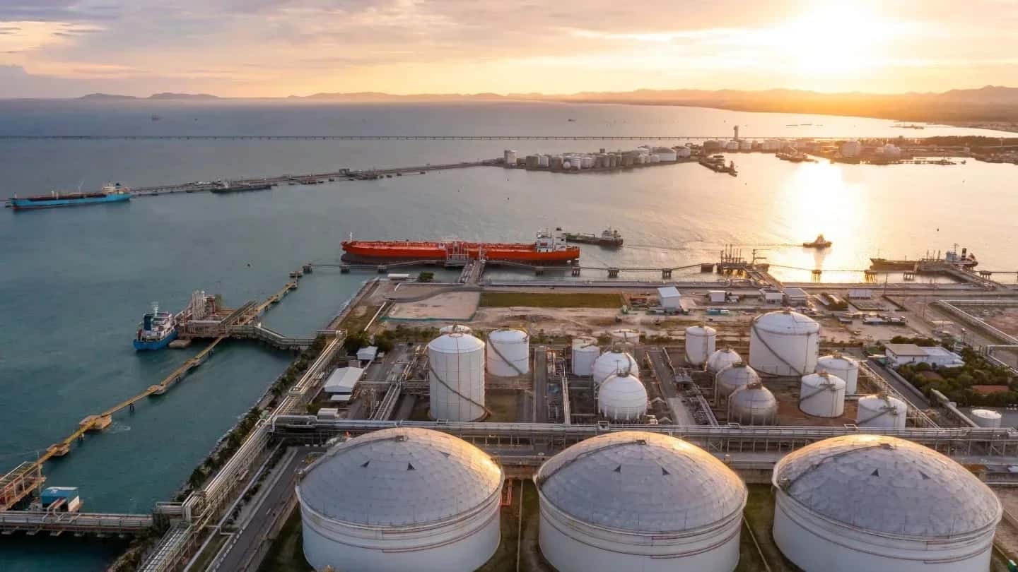 Нефтяные компании готовят экспорт венесуэльской нефти в США, но сталкиваются с проблемами из-за санкций и состояния инфраструктуры — Reuters