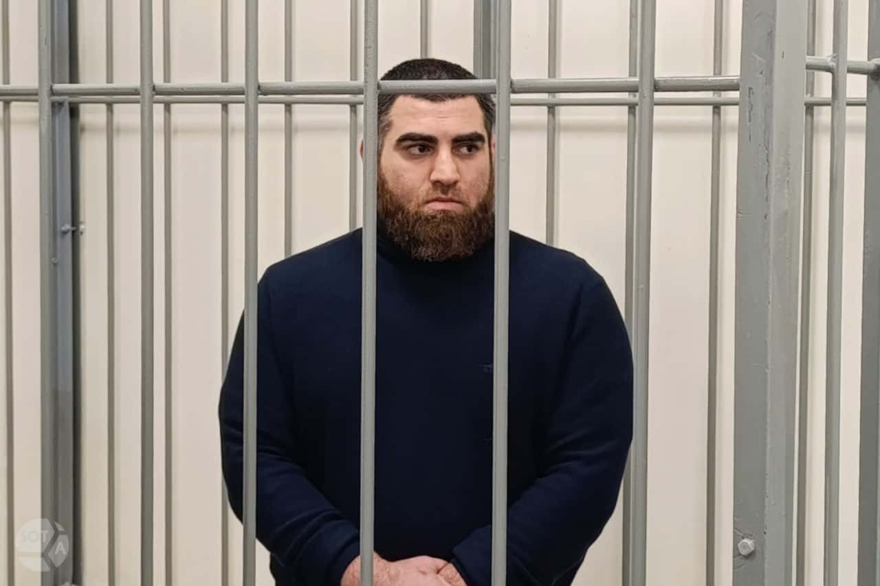 Мосгорсуд приговорил блогера Арсена Маркаряна к 4,5 года колонии по статье о реабилитации нацизма 